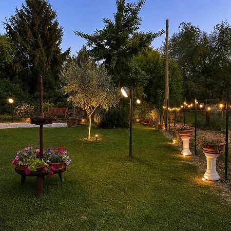 La Corte Degli Ulivi - Con Parco Apartamento *